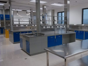 石油行業(yè)實(shí)驗(yàn)室家具案例