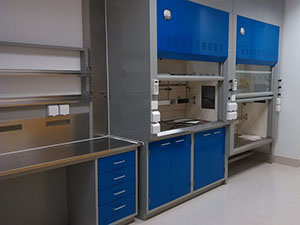 石油行業(yè)實(shí)驗(yàn)室家具案例