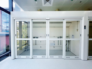 全鋼走入式通風(fēng)柜（移門(mén)）